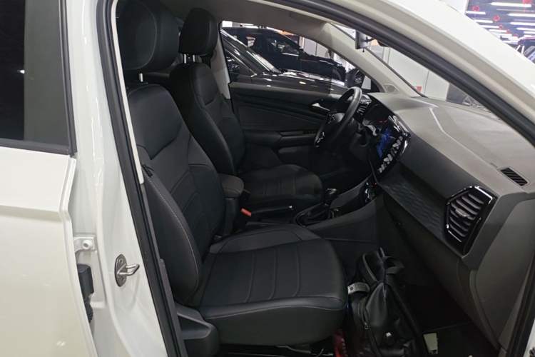 Used Jetta VS5 2019 280TSI Automatic Enjoyment Model Right Front Seat