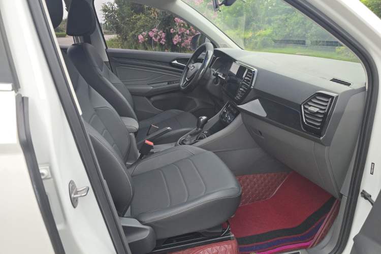 Used Jetta VS5 2019 280TSI Automatic Enjoyment Model Right Front Seat