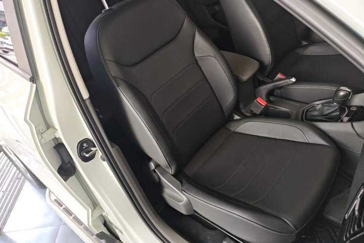Used Jetta VS5 2019 280TSI Automatic Enjoyment Model Right Front Seat