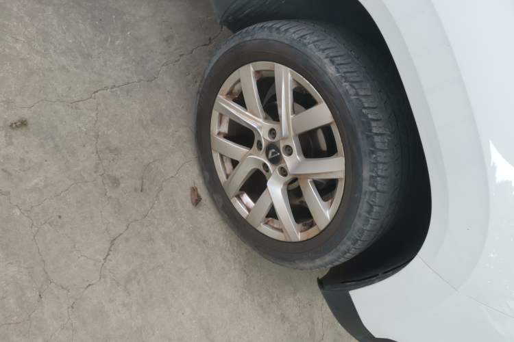 Used Jetta VS5 2019 280TSI Automatic Enjoyment Model Right Front Wheel Hub