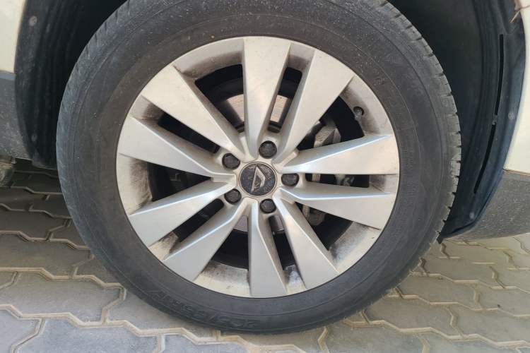 Used Jetta VS5 2019 280TSI Manual Entry-Level Model Right Front Wheel Hub