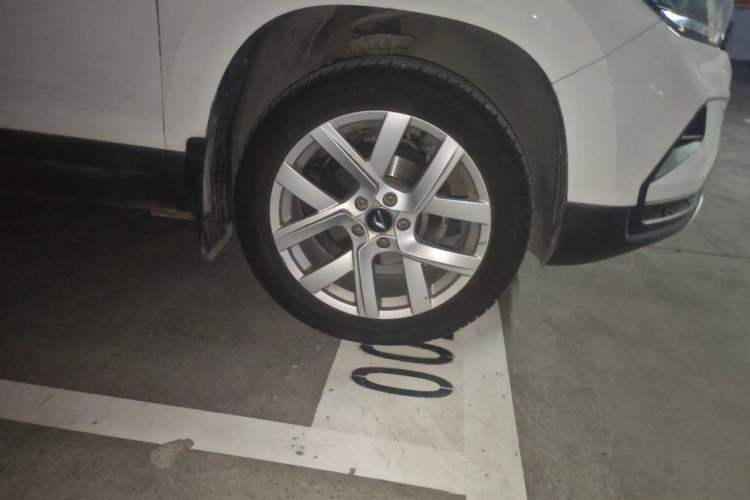 Used Jetta VS5 2019 280TSI Automatic Enjoyment Model Right Front Wheel Hub