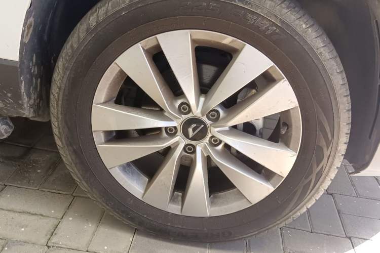 Used Jetta VS5 2019 280TSI Manual Entry-Level Model Right Front Wheel Hub