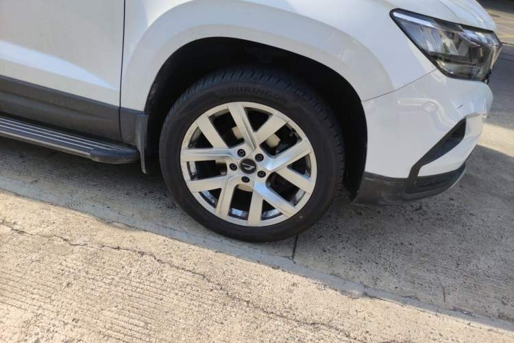 Used Jetta VS5 2019 280TSI Automatic Enjoyment Model Right Front Wheel Hub