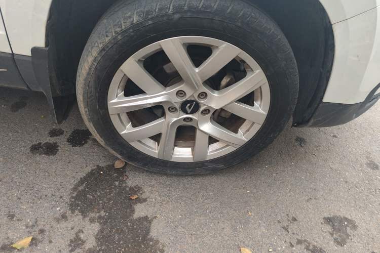 Used Jetta VS5 2019 280TSI Manual Enjoyment Model Right Front Wheel Hub