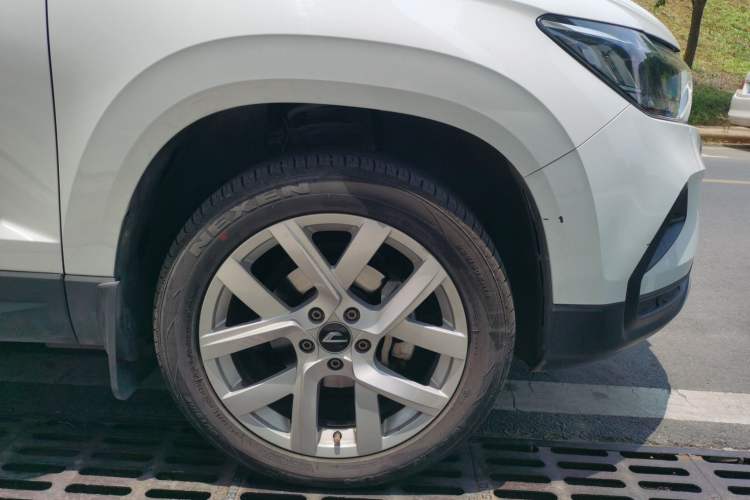 Used Jetta VS5 2019 280TSI Automatic Enjoyment Model Right Front Wheel Hub