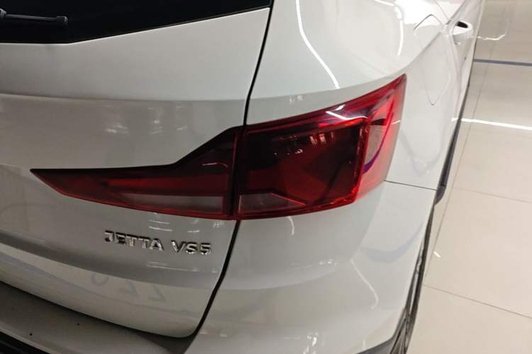 Used Jetta VS5 2019 280TSI Manual Entry-Level Model Right Rear Taillight