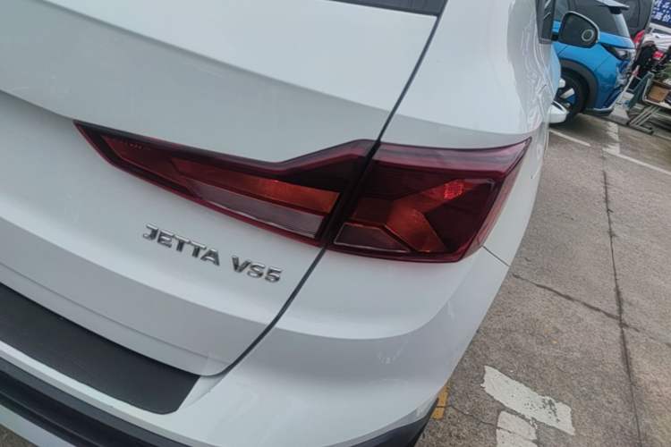 Used Jetta VS5 2019 280TSI Automatic Trend Model Right Rear Taillight