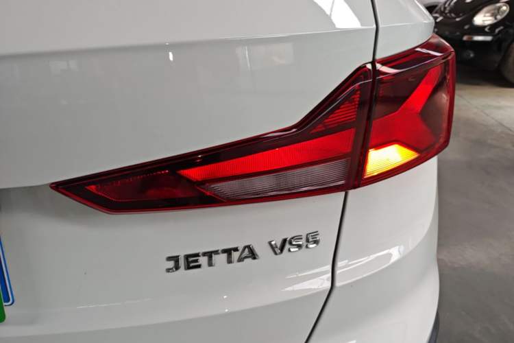 Used Jetta VS5 2019 280TSI Automatic Enjoyment Model Right Rear Taillight
