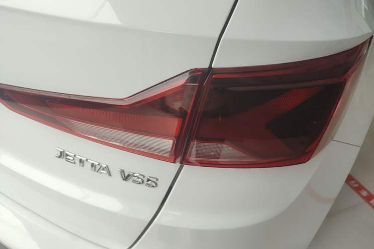 Used Jetta VS5 2019 280TSI Automatic Trend Model Right Rear Taillight