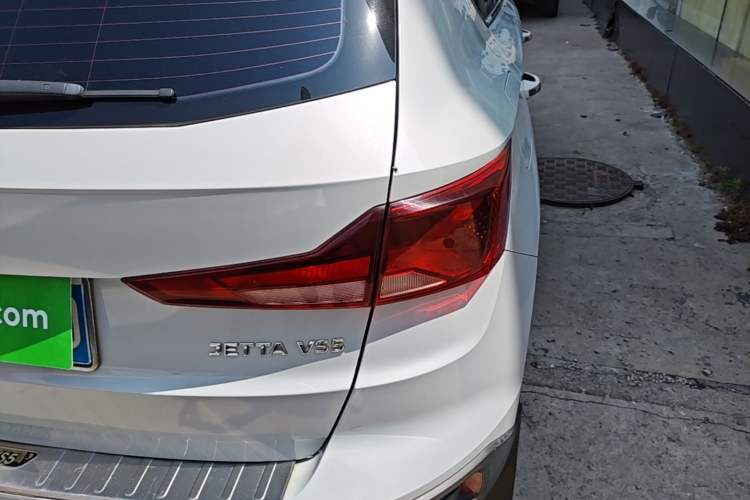Used Jetta VS5 2019 280TSI Automatic Glory Edition Right Rear Taillight