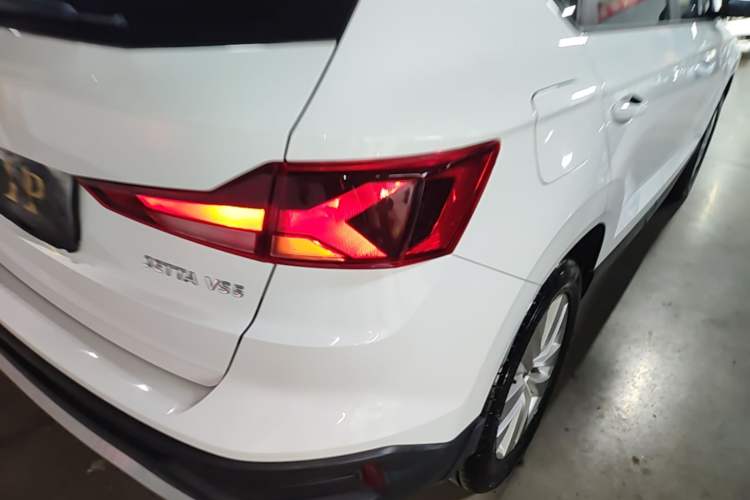 Used Jetta VS5 2019 280TSI Automatic Trend Model Right Rear Taillight