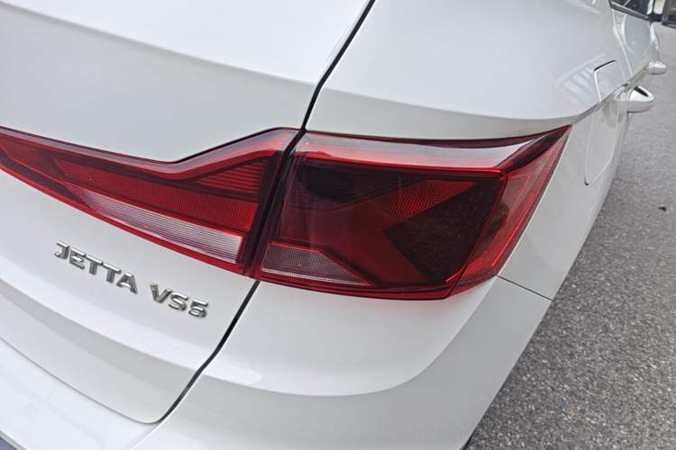 Used Jetta VS5 2019 280TSI Automatic Trend Model Right Rear Taillight