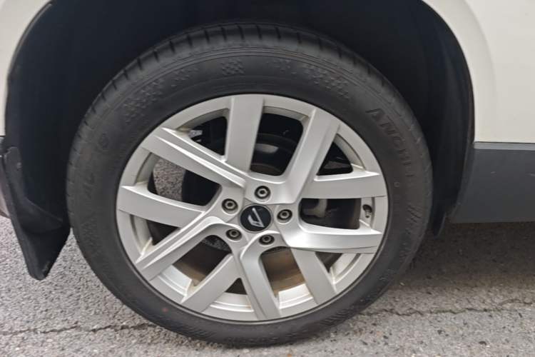 Used Jetta VS5 2019 280TSI Automatic Enjoyment Model Right Rear Wheel Hub