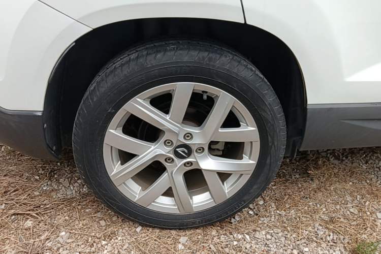 Used Jetta VS5 2019 280TSI Automatic Enjoyment Model Right Rear Wheel Hub