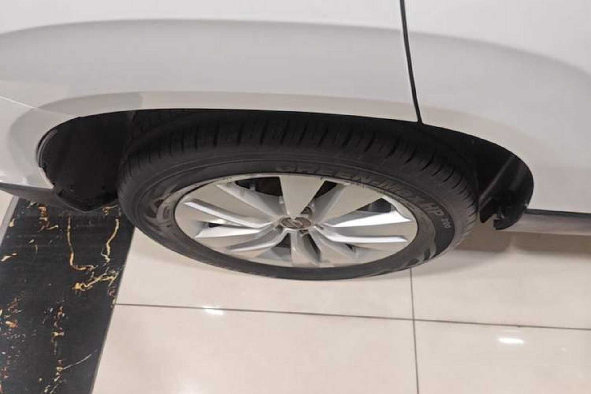 Used Jetta VS5 2019 280TSI Manual Entry-Level Model Right Rear Wheel Hub