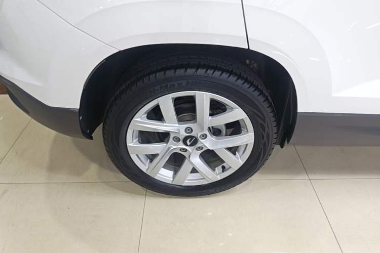Used Jetta VS5 2019 280TSI Automatic Enjoyment Model Right Rear Wheel Hub