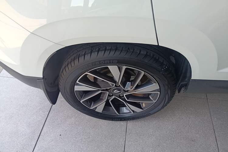 Used Jetta VS5 2019 280TSI Automatic Glory Edition Right Rear Wheel Hub