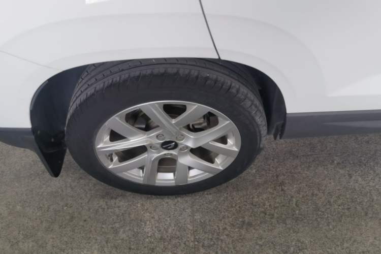 Used Jetta VS5 2019 280TSI Automatic Enjoyment Model Right Rear Wheel Hub