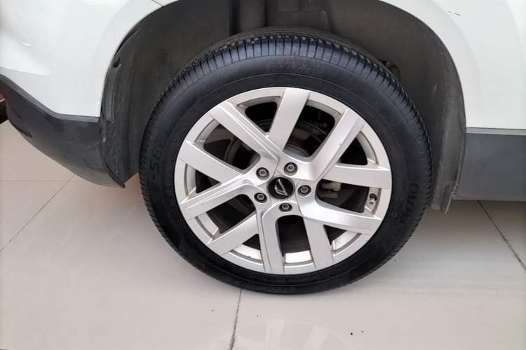 Used Jetta VS5 2019 280TSI Automatic Enjoyment Model Right Rear Wheel Hub