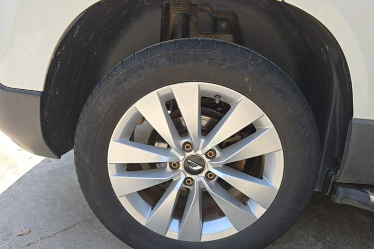 Used Jetta VS5 2019 280TSI Automatic Trend Model Right Rear Wheel Hub
