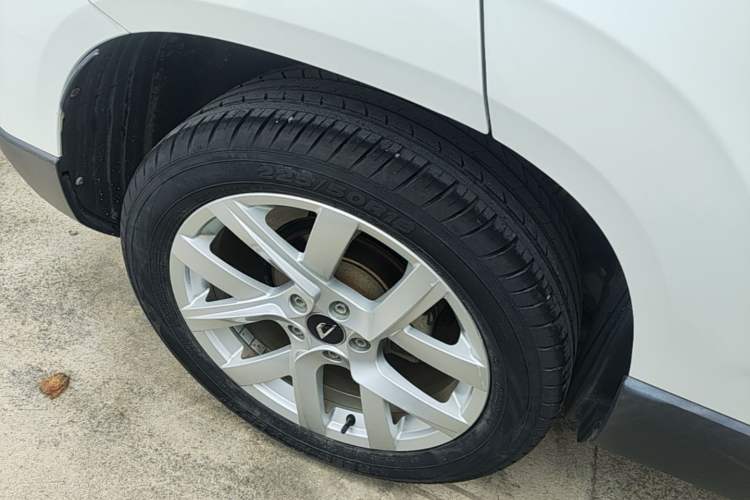 Used Jetta VS5 2019 280TSI Automatic Enjoyment Model Right Rear Wheel Hub