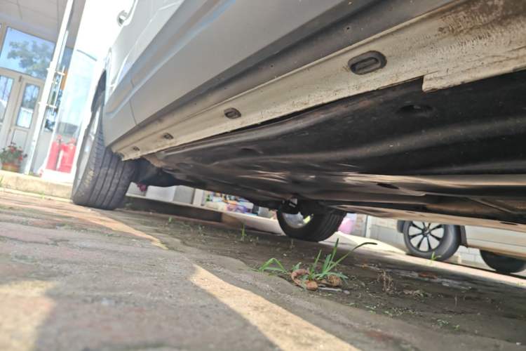 Used Jetta VS5 2019 280TSI Manual Enjoyment Model Right Side Sill