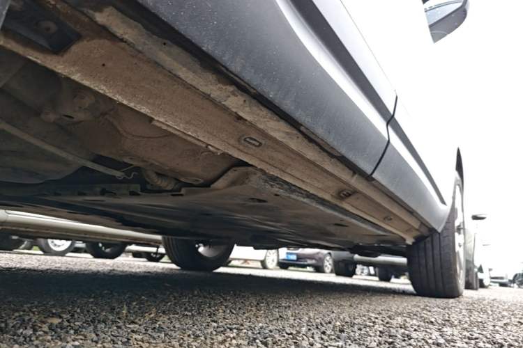 Used Jetta VS5 2019 280TSI Automatic Enjoyment Model Right Side Sill