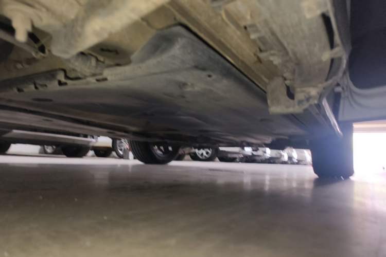 Used Jetta VS5 2019 280TSI Automatic Glory Edition Right Side Sill