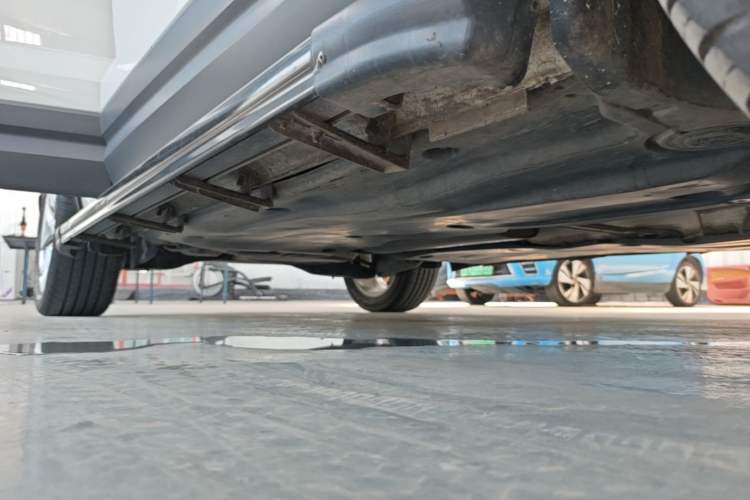 Used Jetta VS5 2019 280TSI Automatic Enjoyment Model Right Side Sill