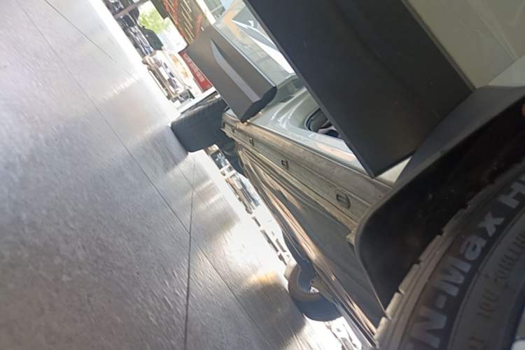Used Jetta VS5 2019 280TSI Automatic Glory Edition Right Side Sill