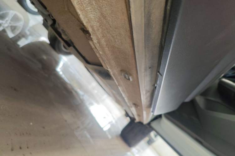 Used Jetta VS5 2019 280TSI Automatic Trend Model Right Side Sill