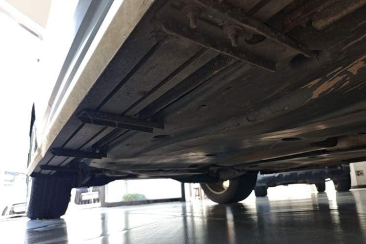Used Jetta VS5 2019 280TSI Automatic Enjoyment Model Right Side Sill