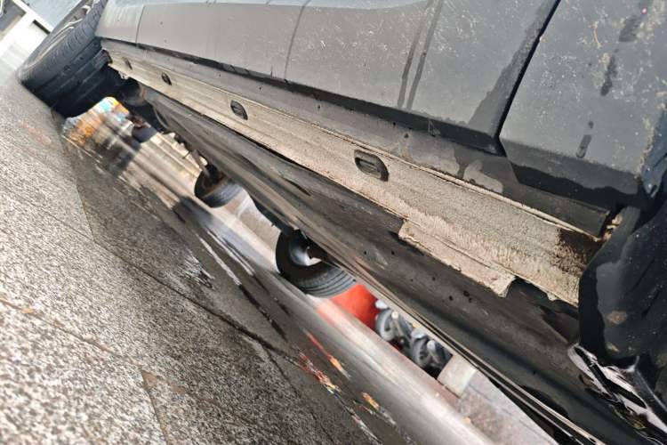 Used Jetta VS5 2019 280TSI Automatic Glory Edition Right Side Sill