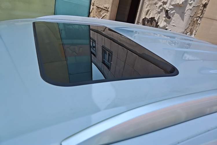 Used Jetta VS5 2019 280TSI Automatic Glory Edition Roof