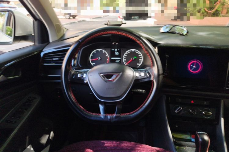 Used Jetta VS5 2019 280TSI Automatic Trend Model Steering Wheel