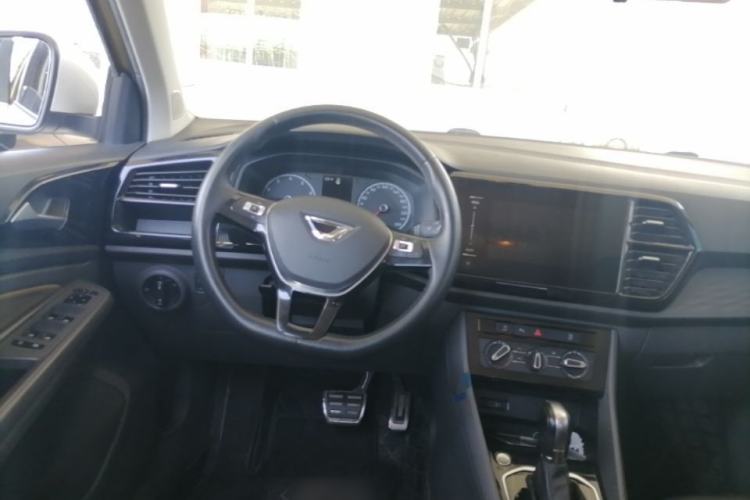 Used Jetta VS5 2019 280TSI Automatic Enjoyment Model Steering Wheel