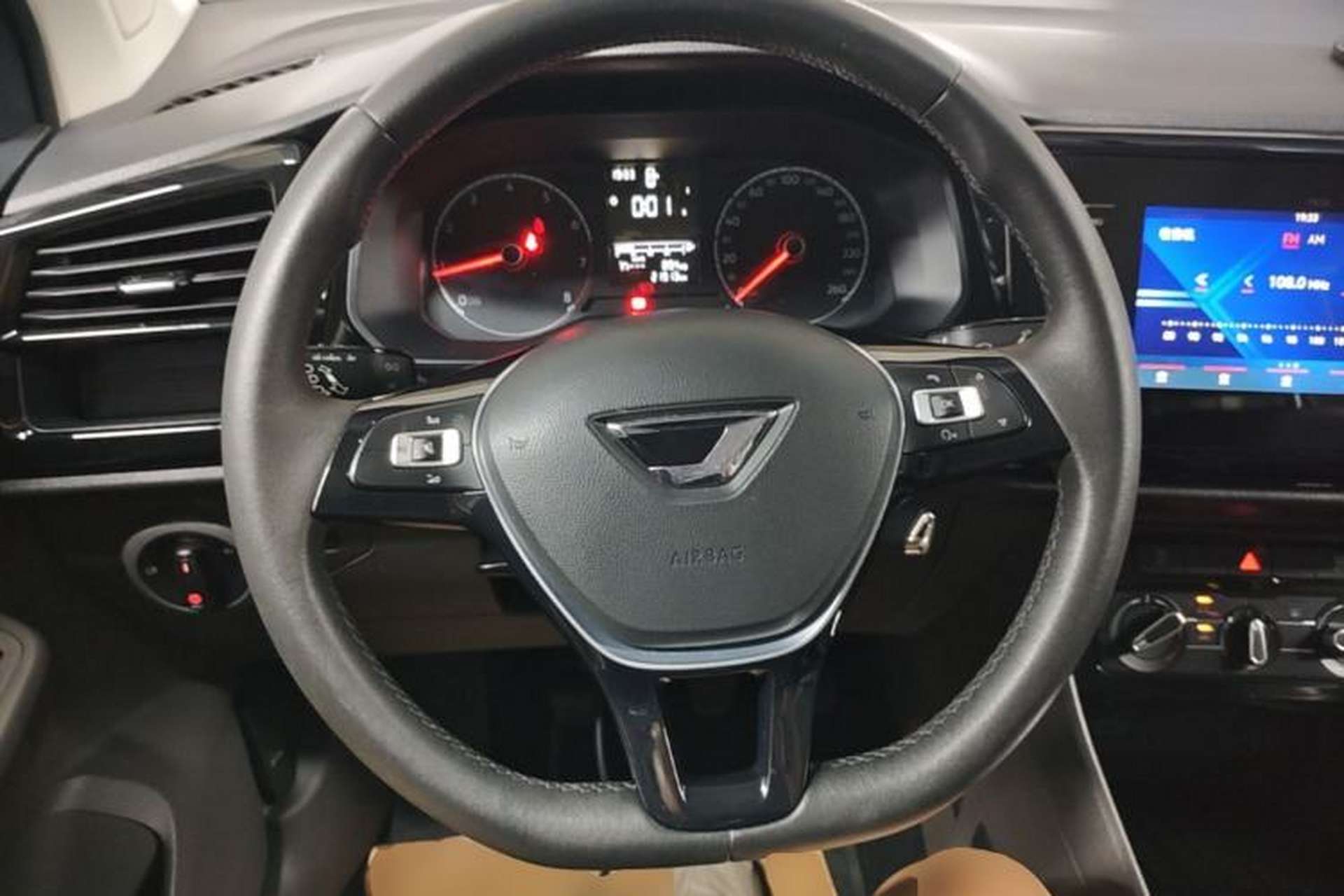 Used Jetta VS5 2019 280TSI Manual Entry-Level Model Steering Wheel