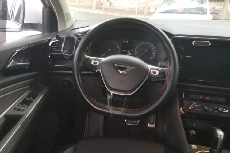 Used Jetta VS5 2019 280TSI Automatic Enjoyment Model Steering Wheel