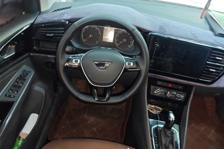 Used Jetta VS5 2019 280TSI Automatic Trend Model Steering Wheel