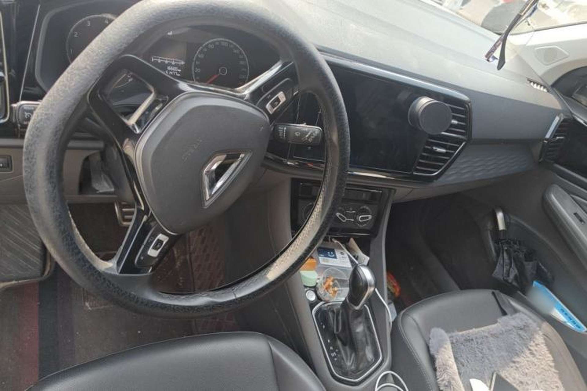 Used Jetta VS5 2019 280TSI Automatic Enjoyment Model Steering Wheel