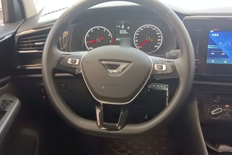 Used Jetta VS5 2019 280TSI Manual Entry-Level Model Steering Wheel