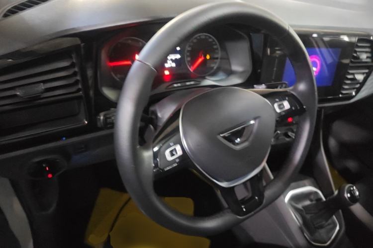 Used Jetta VS5 2019 280TSI Manual Entry-Level Model Steering Wheel