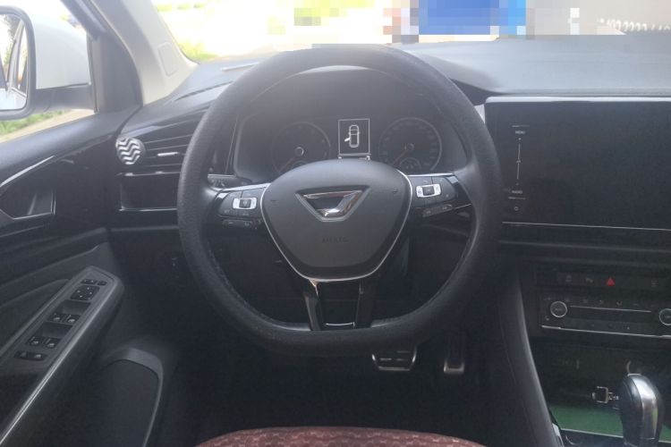 Used Jetta VS5 2019 280TSI Automatic Glory Edition Steering Wheel