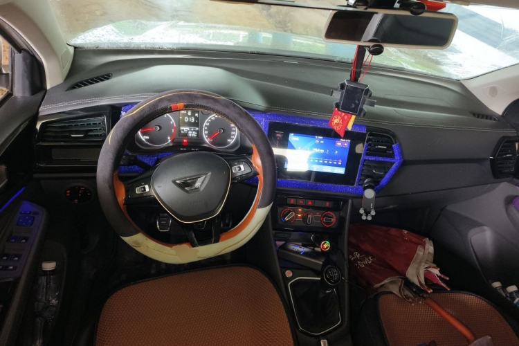Used Jetta VS5 2019 280TSI Manual Enjoyment Model Steering Wheel