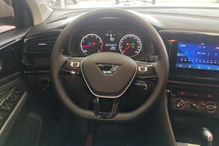 Used Jetta VS5 2019 280TSI Automatic Trend Model Steering Wheel