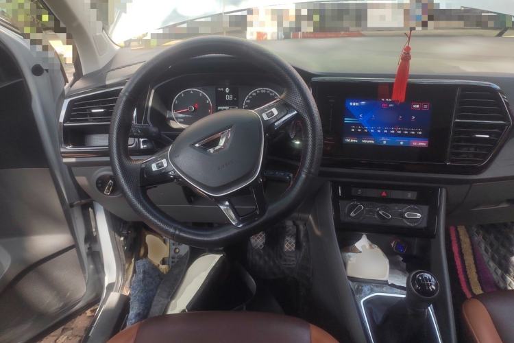 Used Jetta VS5 2019 280TSI Manual Entry-Level Model Steering Wheel