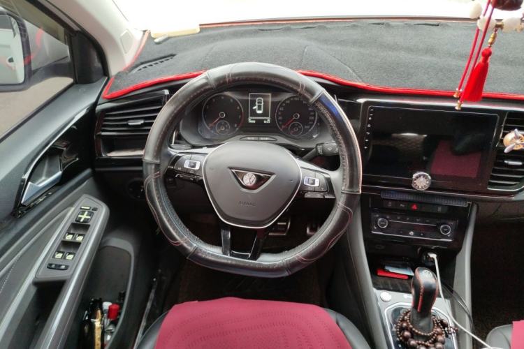 Used Jetta VS5 2019 280TSI Automatic Glory Edition Steering Wheel