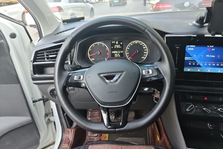 Used Jetta VS5 2019 280TSI Manual Entry-Level Model Steering Wheel