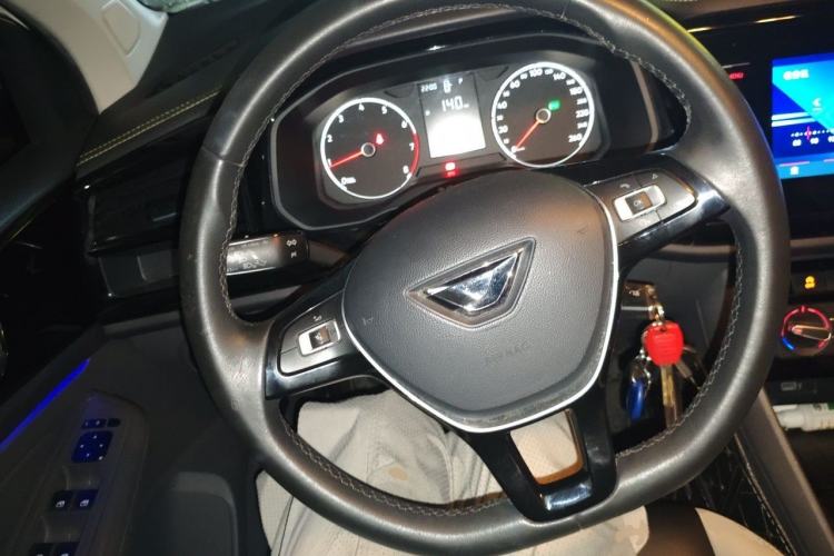 Used Jetta VS5 2019 280TSI Automatic Trend Model Steering Wheel